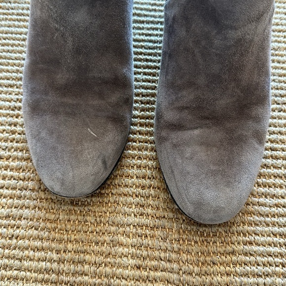 Golden goose taupe/grey suede booties - Picture 5 of 8